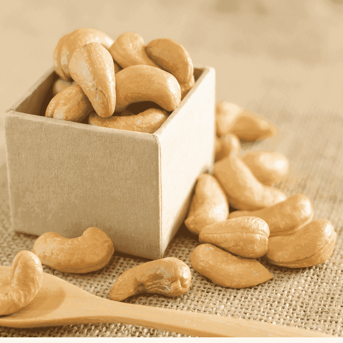 Whole Cashew Nuts